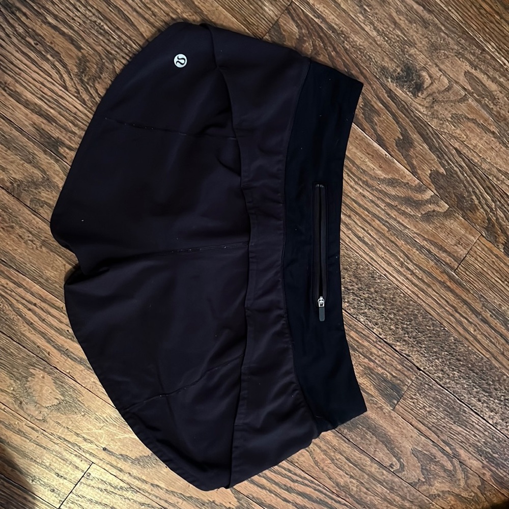 Black Lululemon Speed Up Shorts 2.5”